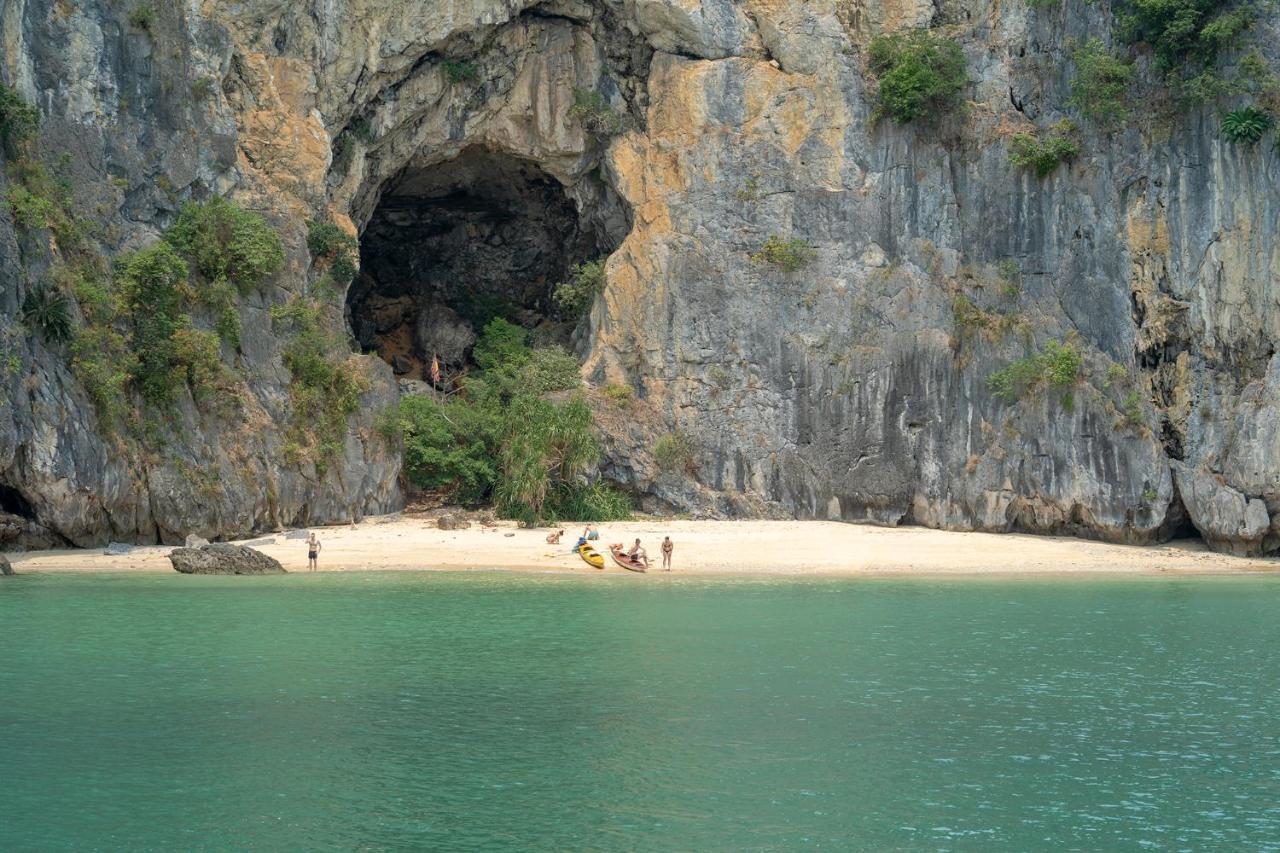 Halong Fantasea Cruise Hotel Ha Long Exterior foto