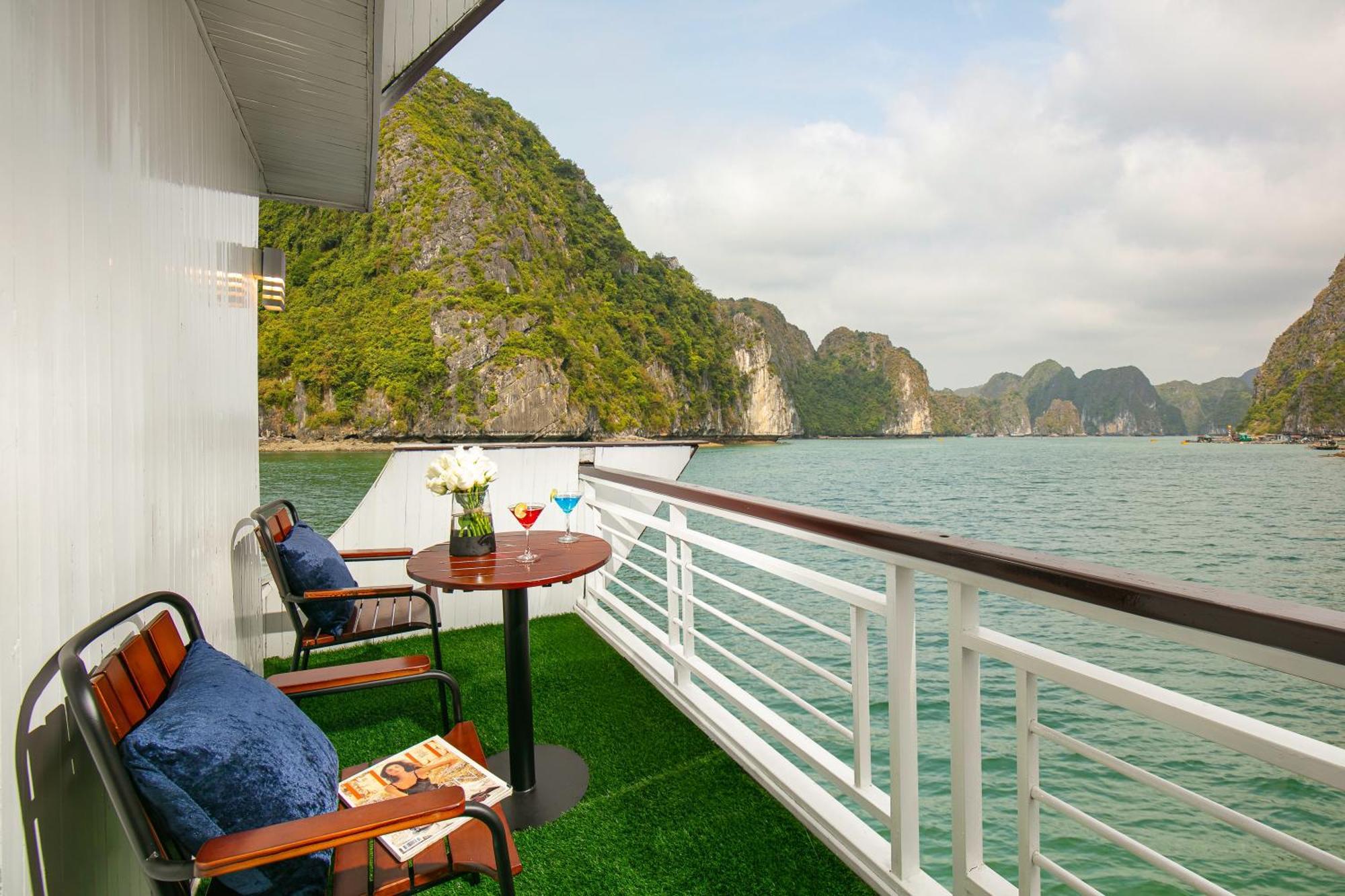 Halong Fantasea Cruise Hotel Ha Long Exterior foto